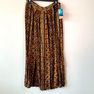 Sold Vintage Notations Pleated Midi skirt plus Size 2x Orange And Black 70s